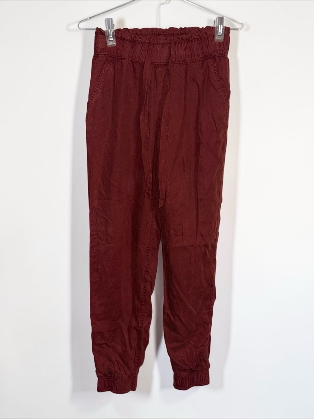 SO Women's Rust Elastic-Waist Jogger Pants